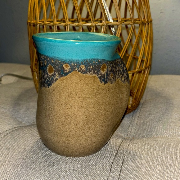 Clay in Motion Left Handed Handwarmer Tea/Coffee Ceramic Mug Signed Neher 2016 - Picture 2 of 5